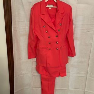 Lew Magram 3 piece wardrobe suit size 10 Coral color